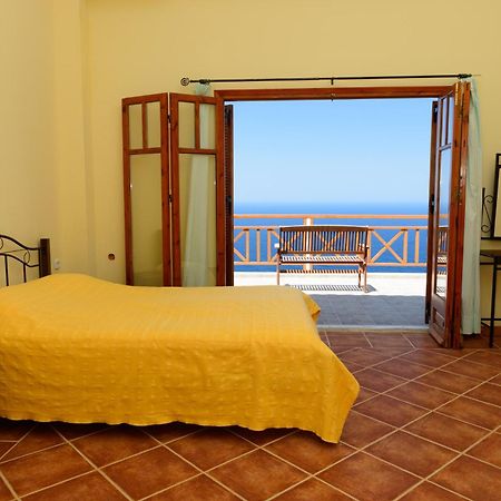 Irida Villa Armenistis  Buitenkant foto